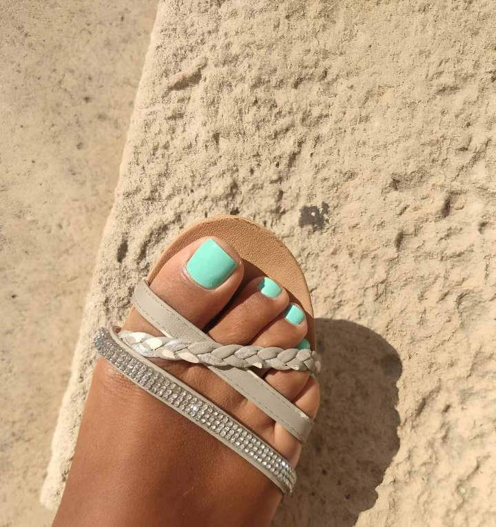Soin esthétique des pieds à Versailles