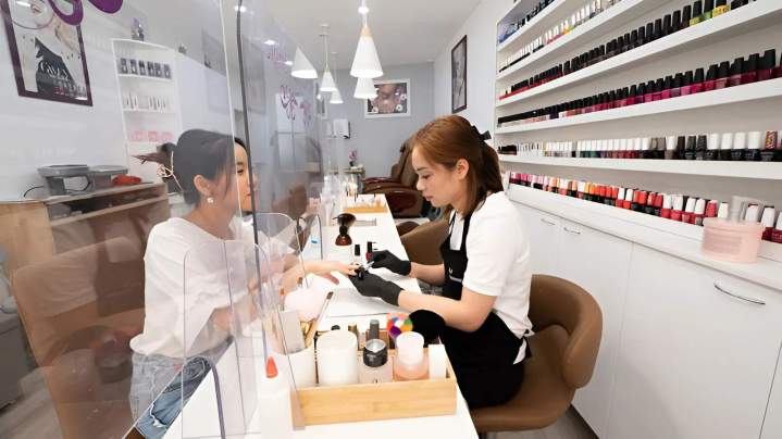 Spécialiste Manucure Versailles