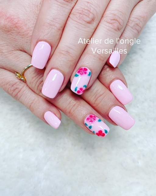 Pose d'ongle Versailles